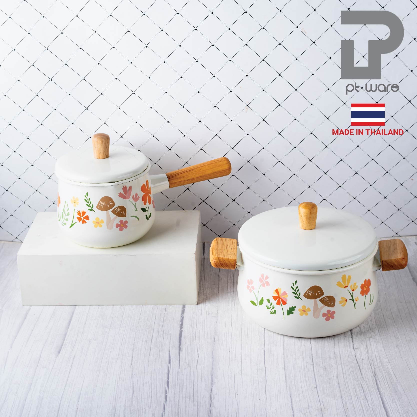 หม้อ หม้อเคลือบ หม้อสองหู หม้อด้าม หม้อต้ม **สามารถใช้กับเตาแม่เหล็กไฟฟ้า** ฝาขาว (( สีขาวลายเห็ด )) ราคา 269 บาท*ส่งฟรี