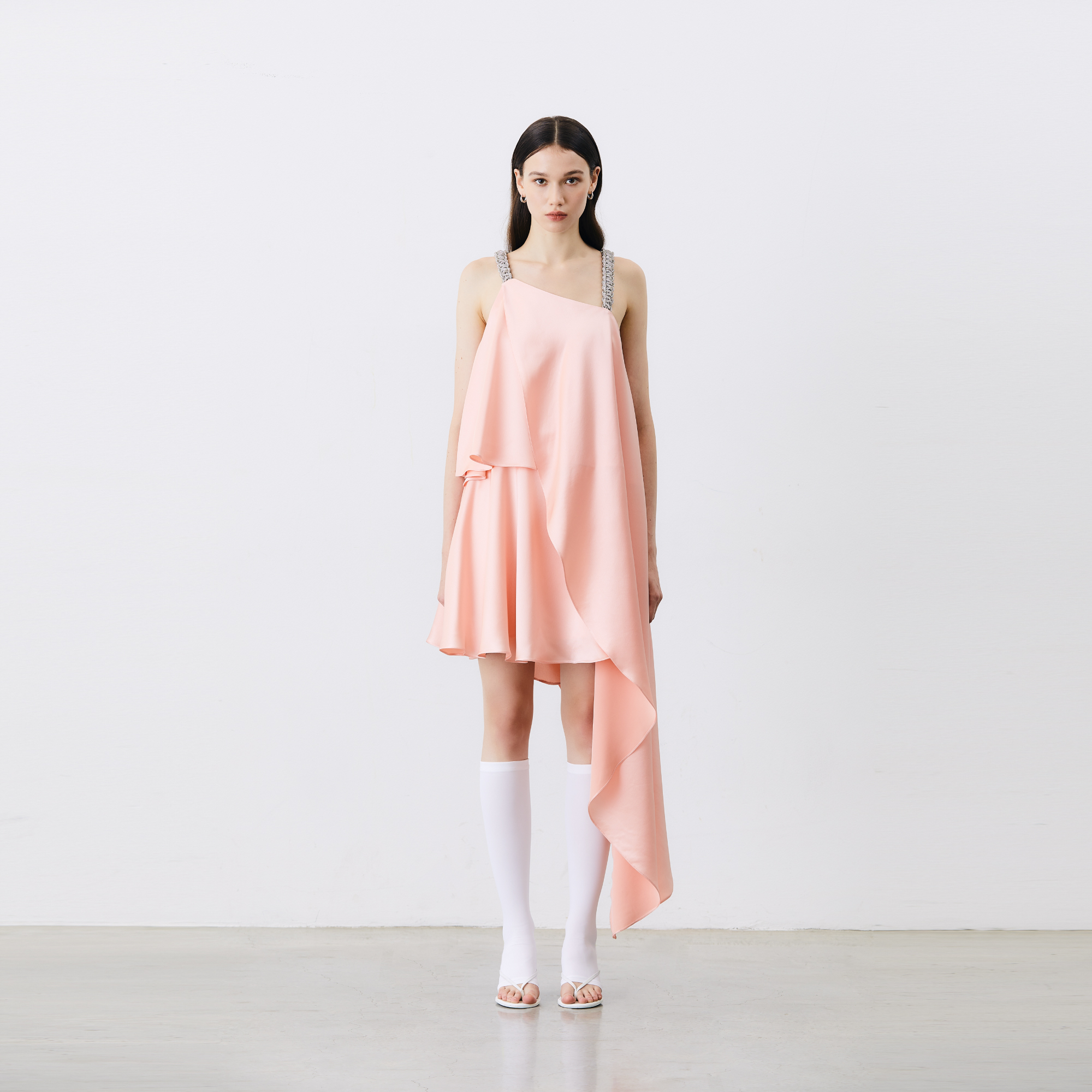 [DISAYA] - Layered pink satin dress with crystal macrame straps ชุดเดรสผ้าซาตินสีชมพู ประดับด้วยมาคราเม่คริสตัล ราคา 10,950 บาท*ส่งฟรี