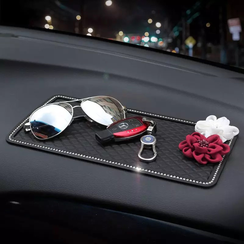 Car-Styling-Flower-Crystal-Leather-Car-Interior-Accessories-Neck-Cushion-Steering-Wheel-Covers-Handbrake-Gears-Seat (12)