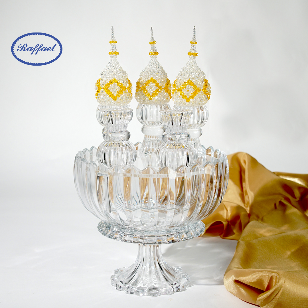 Small Gold Set with Groove Pattern (Plate + Candle Holder + Small Gold Cup) ราคา 3,980 บาท*ส่งฟรี