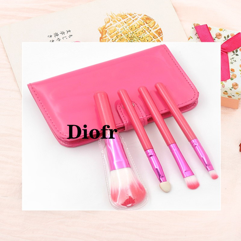 Diofr ใหม่จากเกาหลี แปรงแต่งหน้า 4 ชิ้น พร้อมกระเป๋าหนังเกาหลีใส่แปรง