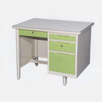 RF Furniture โต๊ะทำงานเหล็ก 3 ฟุต รุ่น TM-3 (สีเขียว/ครีมมุก) RF Furniture โต๊ะทำงานเหล็ก 3 ฟุต รุ่น TM-3 (สีเขียว/ครีมมุก)
