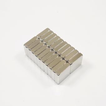 แม่เหล็กแรงสูง นีโอไดเมียม ขนาด 10mmx10mmx3mm (10 ชิ้น) แม่เหล็กแรงสูง นีโอไดเมียม ขนาด 10mmx10mmx3mm (10 ชิ้น)
