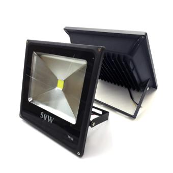 Saneluz สปอร์ตไลท์ LED 50W รุ่น Slim (แสงสีขาว Daylight 6500K) 2 โคม Saneluz สปอร์ตไลท์ LED 50W รุ่น Slim (แสงสีขาว Daylight 6500K) 2 โคม