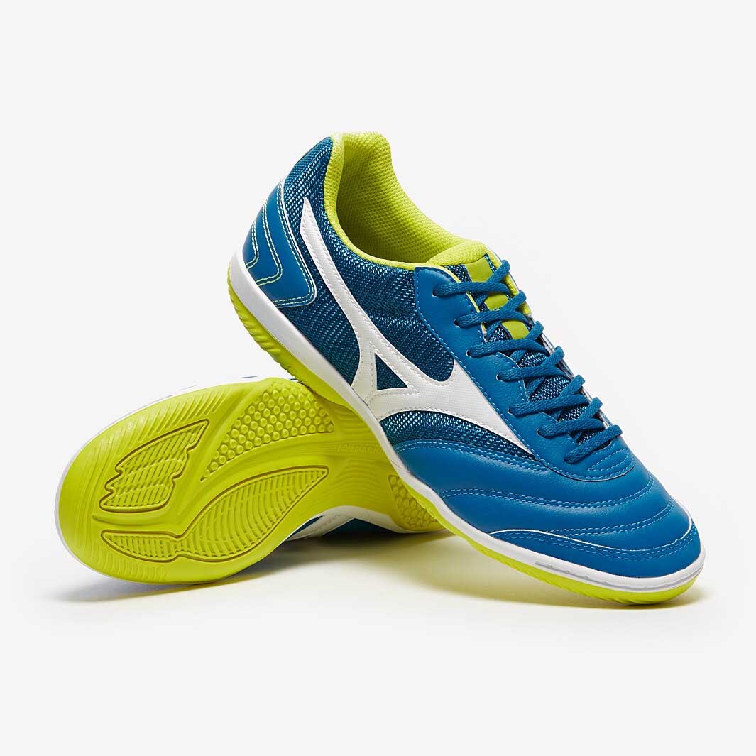 รองเท้าฟุตซอล Mizuno Morelia Sala Club IN ราคา 3,500 บาท*ส่งฟรี