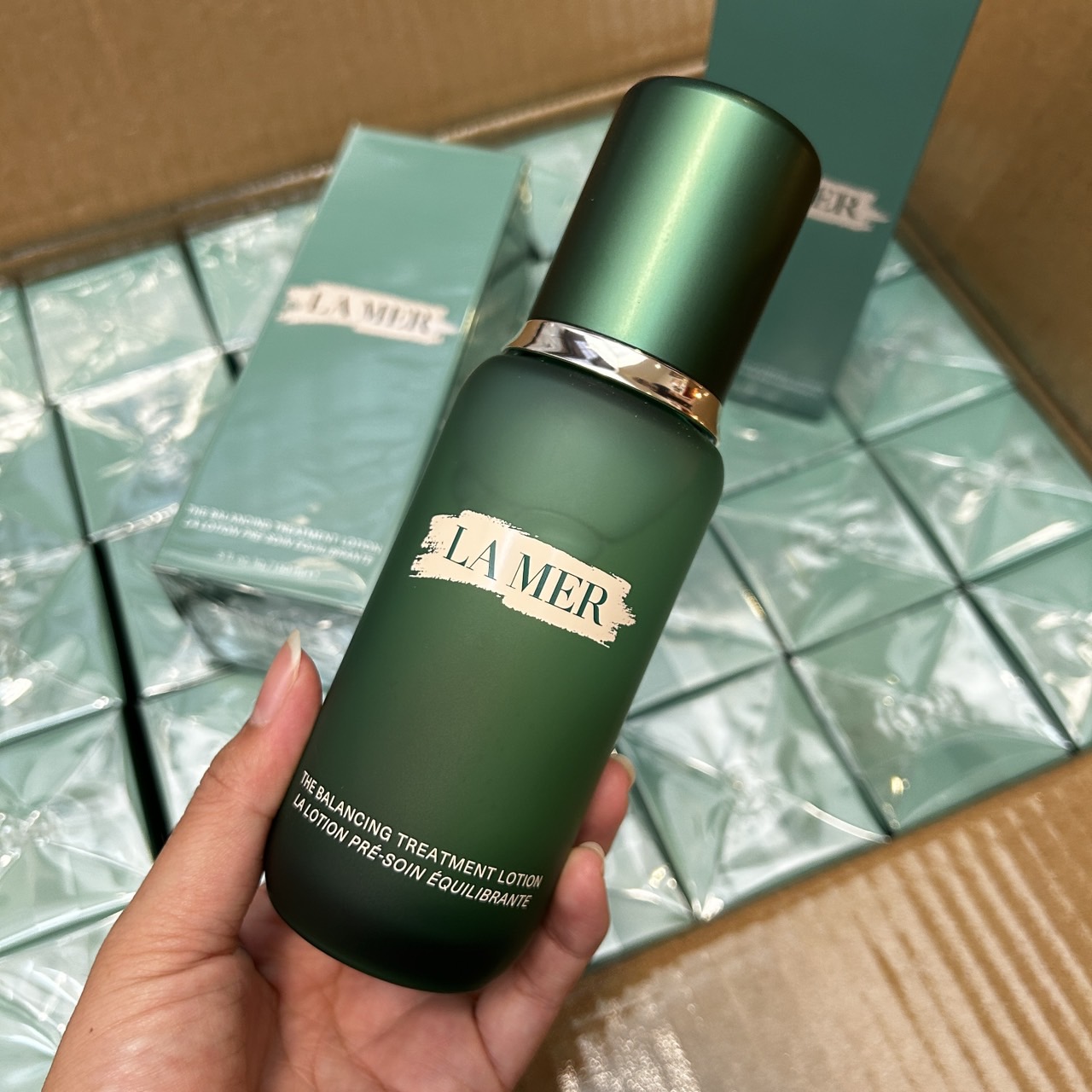 La Mer the Balancing Treatment Lotion 150ml, the Newest Formula of La Mer Lotion. ราคา 1,299 บาท*ส่งฟรี