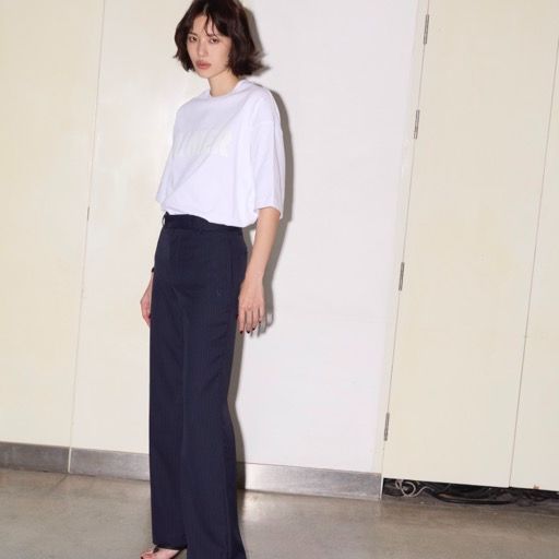 AIMER - Low Waist Straight Trousers ราคา 2,952 บาท*ส่งฟรี