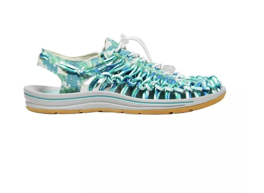 Keen Women's Uneek Canvas (Porcelain/Tie Dye) ราคา 4,550 บาท*ส่งฟรี