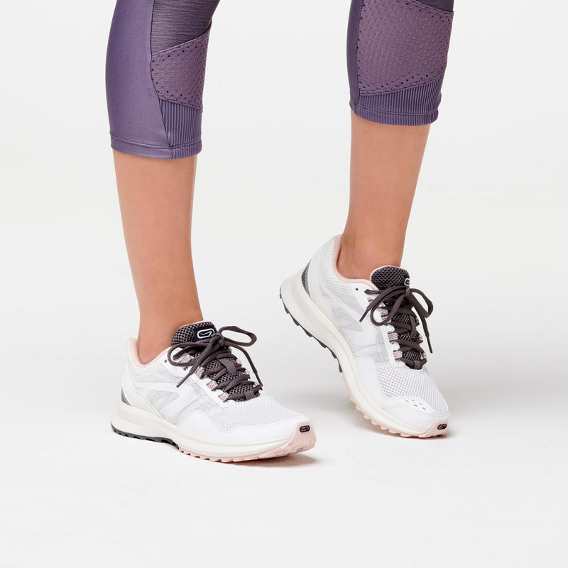 มุมมองเพิ่มเติมของสินค้า ใหม่ล่าสุด! ตัวรองท็อปมาแล้ว! เบาที่สุดในโลก! รองเท้าวิ่ง แบรนด์จากประเทศฝรั่งเศส (รองเท้าผู้หญิง - มี 2 สี)