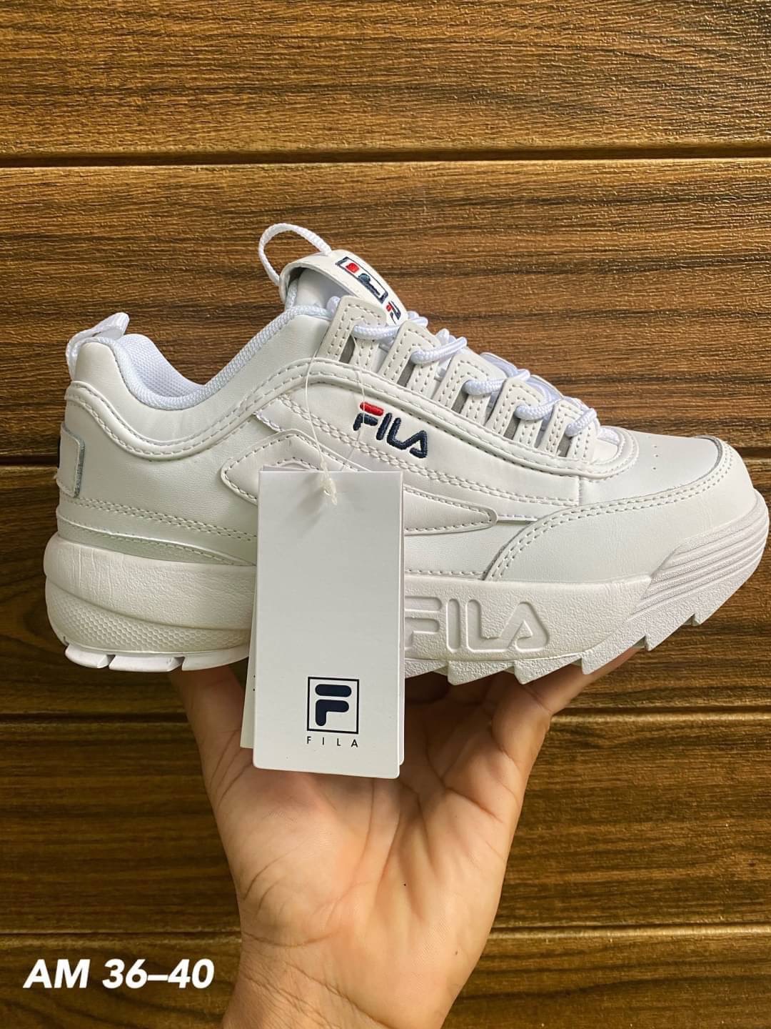 รองเท้าวิ่ง รองเท้าผ้าใบ รองเท้าลำลอง รองเท้าผู้หญิง รองเท้าผู้ชาย FILA ลดแรง 50% พร้อมส่งฟรี