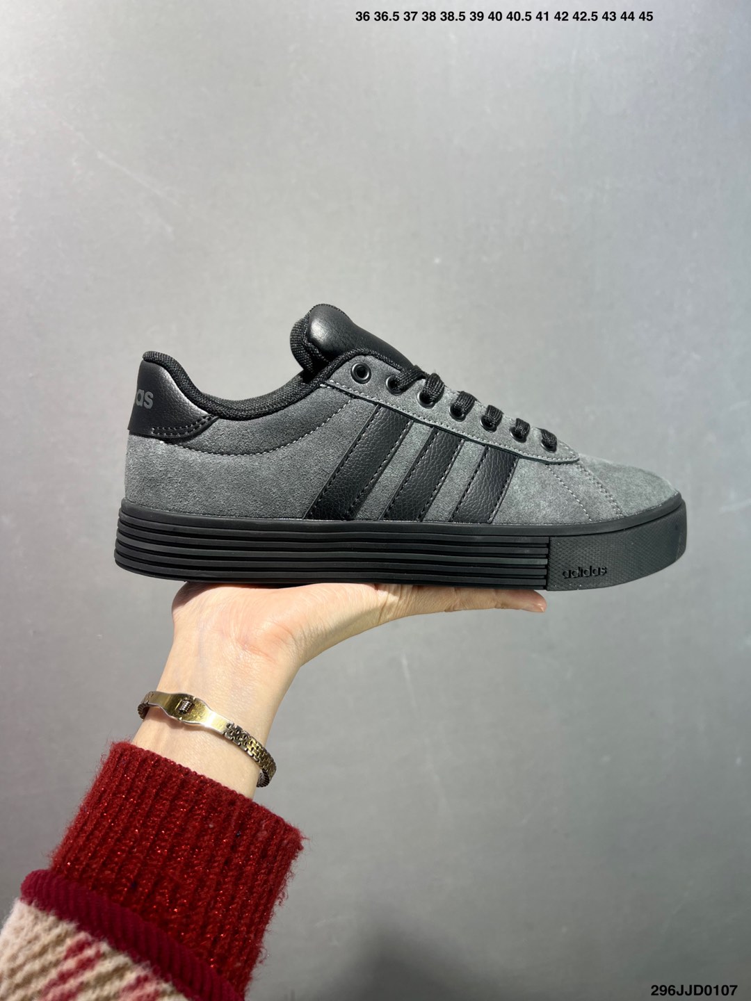 adidas gazelle silver green womens Adidas Ultraboost Laceless Running Shoes