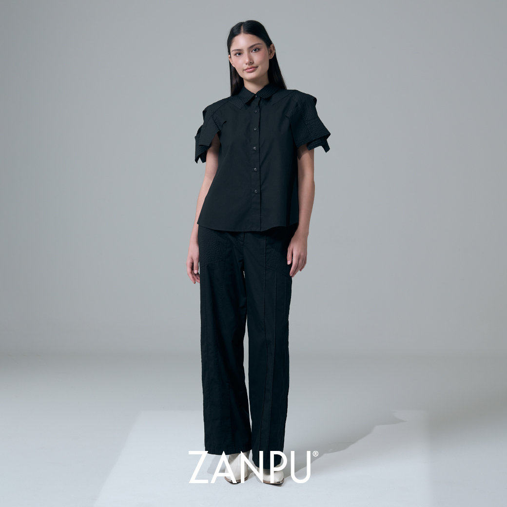 เสื้อผ้าแฟชั่นสตรี ZANPU Ss26 กางเกงกระเป๋าเหลี่ยมขาตรง Pn-9260204 (สีดำ) ราคา 4,290 บาท*ส่งฟรี