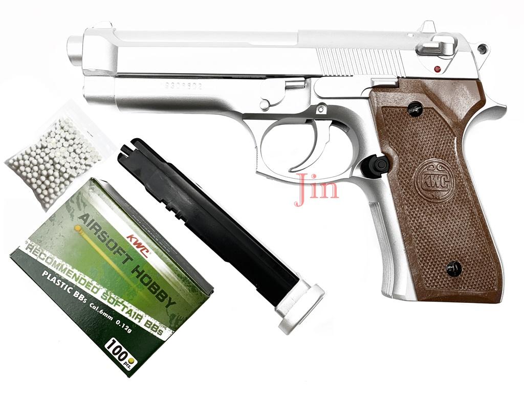 ปืนบีบีกันอัดลม ชักยิงทีละนัด KWC (M92 MODEL) สีเงิน ของแท้จาก Made in Taiwan ง้างนกได้ มีเซฟตี้  ฟรี  ลูกเซรามิค 400 นัด