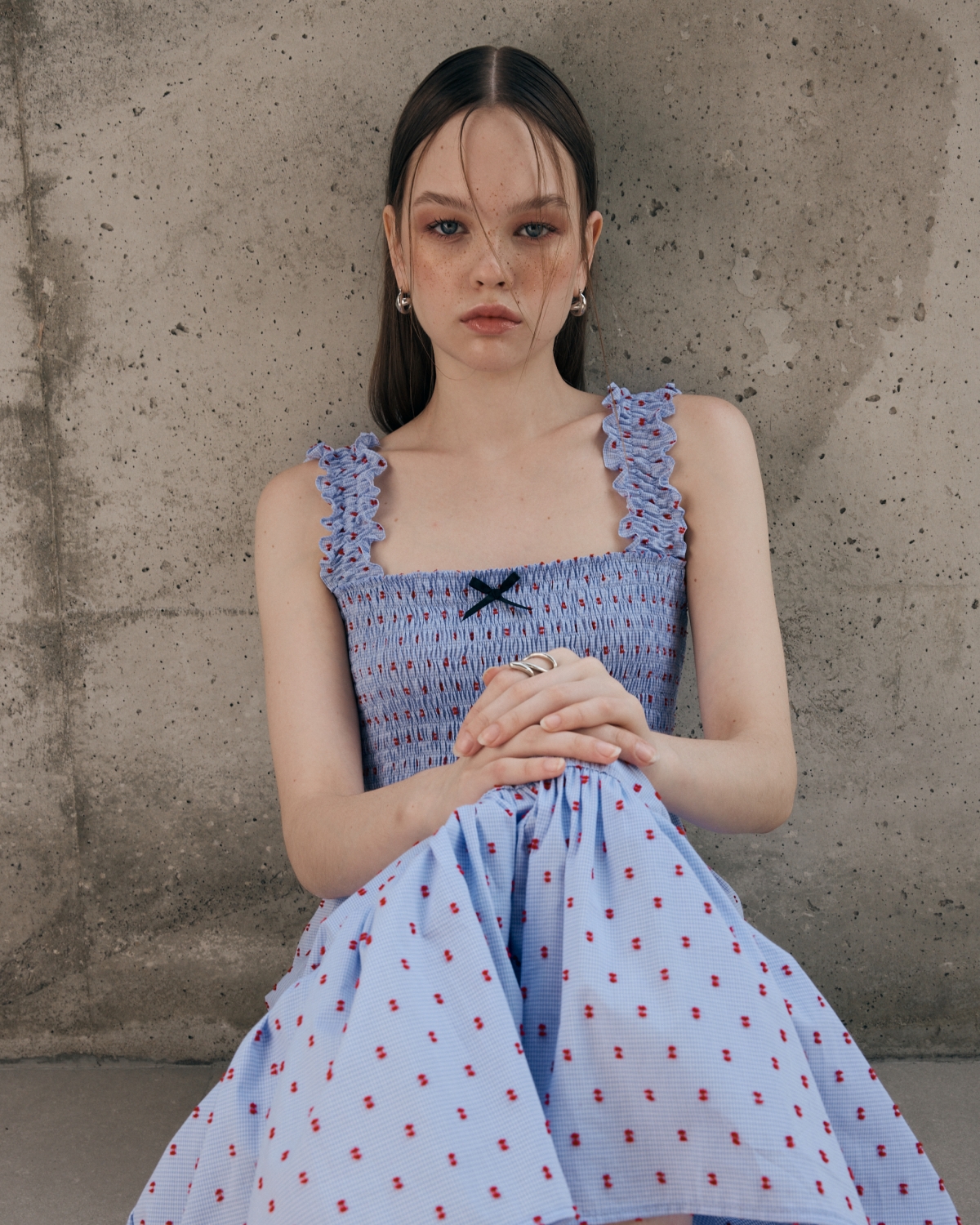 MUFFIN SMOCKED TOP เสื้อแขนกุดทรงสม็อค ราคา 1,475 บาท*ส่งฟรี