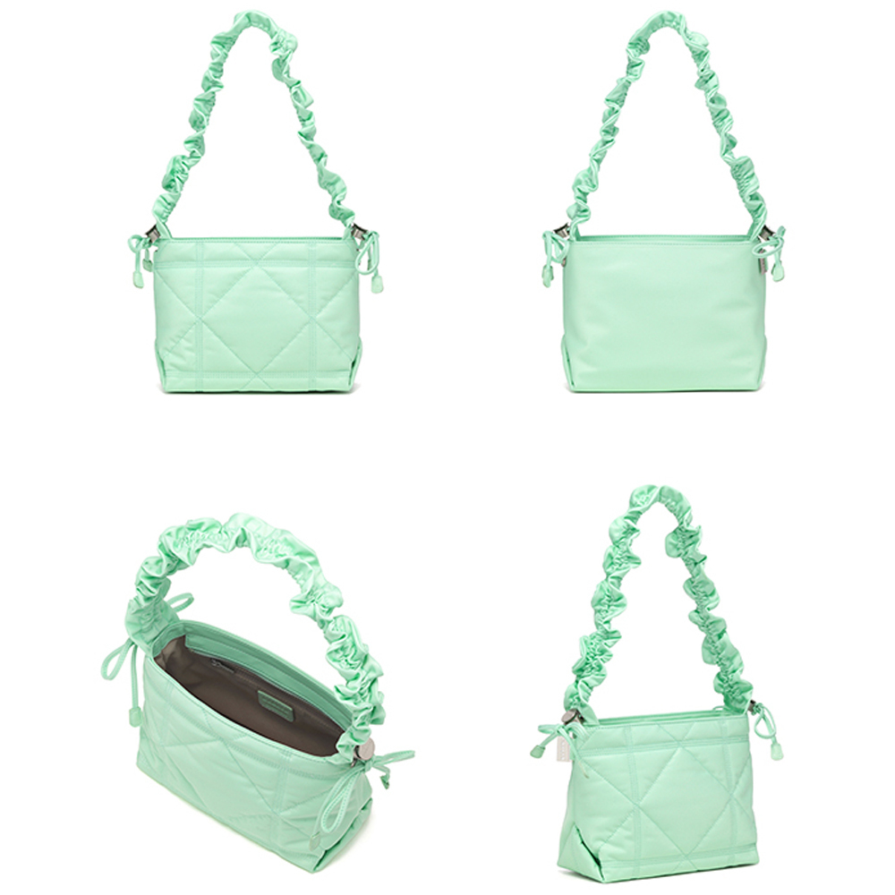 [CARLYN] REEVE MINI BAG ★すぐ品切れ★ CARLYN] REEVE MINI BAG ☆すぐ品切れ☆ ハンドバッグ