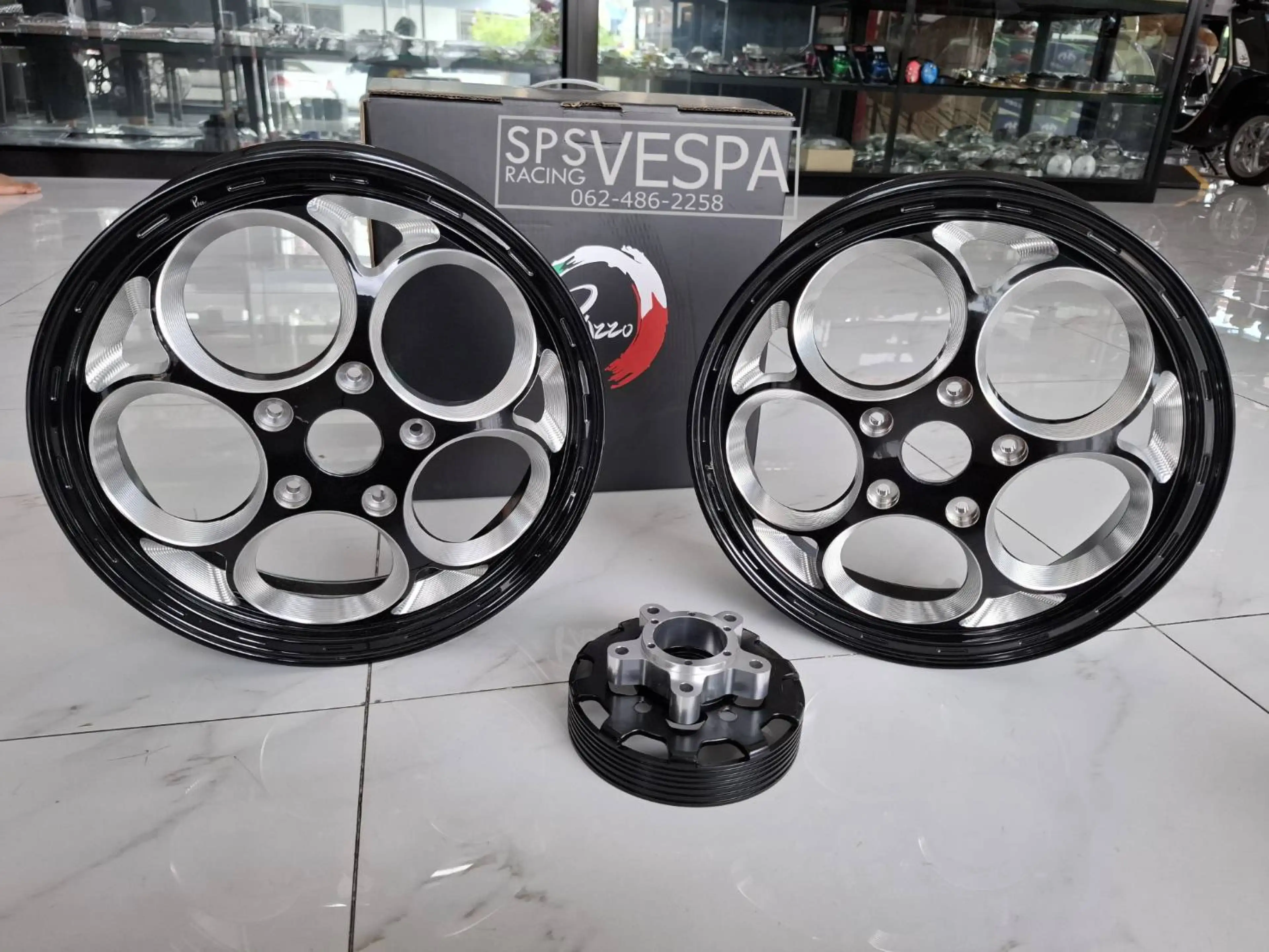 Pazzo Alloy Wheels, Cnc Work, Rim Size 12 Inches, for Vespa Sprint/Prima 125/150