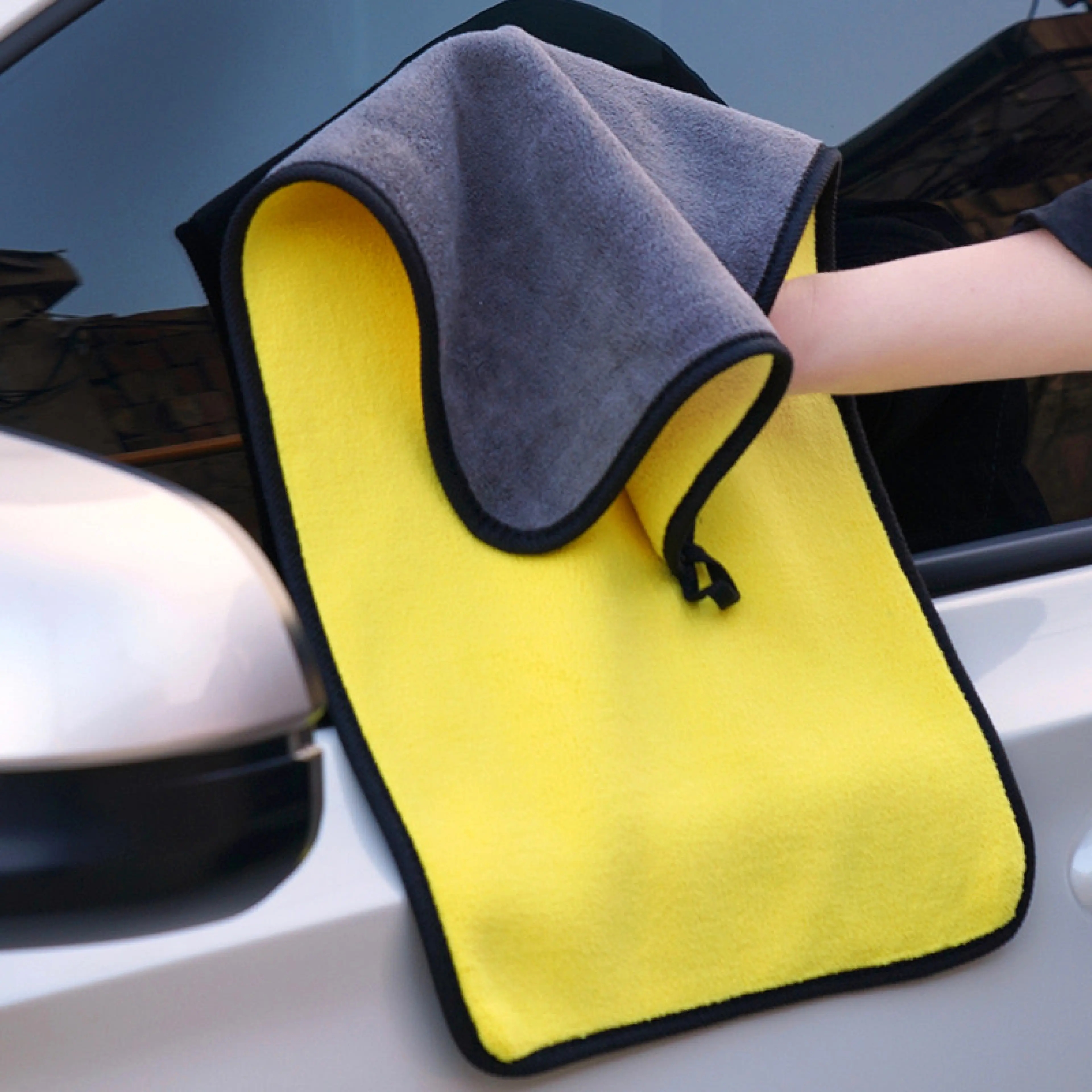 30*60 cm microfiber 3D car cleaning cloth (premium) super absorbent car cleaning cloth