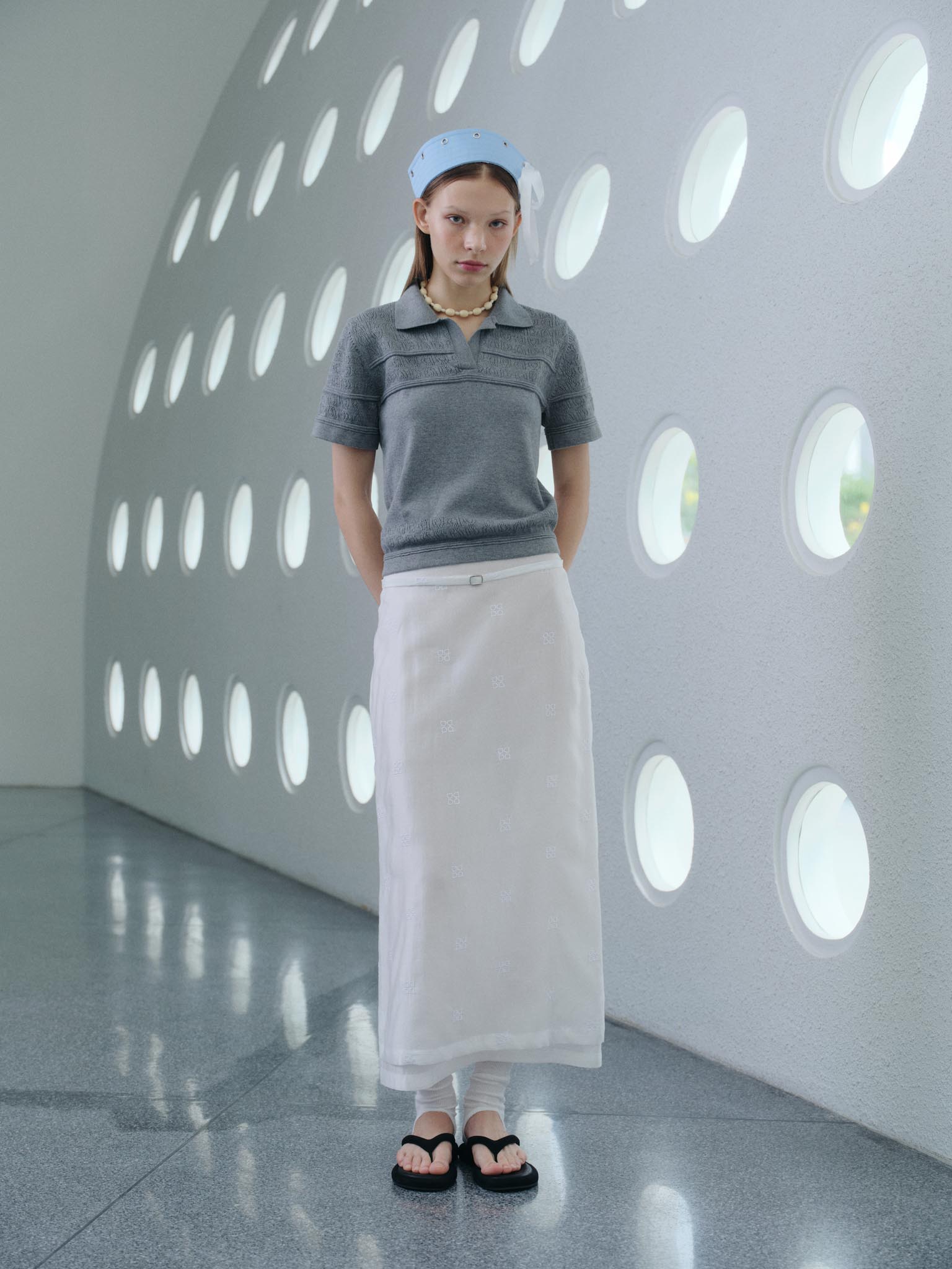 Grace Polo Top Polo Shirt with Openwork Logo Product Ready for Delivery ราคา 1,225 บาท*ส่งฟรี