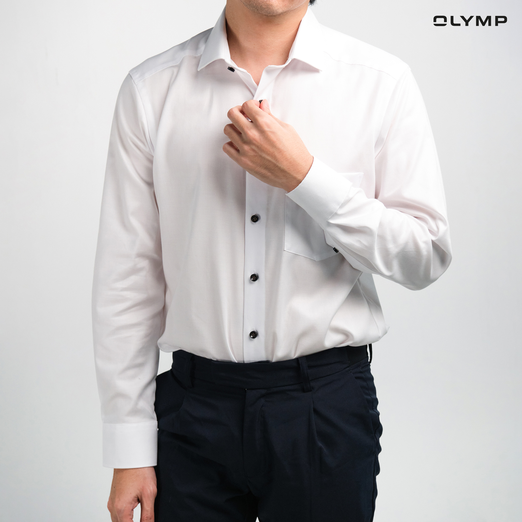 OLYMP Luxor Business shirt, modern fit, Global Kent, White ราคา 1,470 บาท*ส่งฟรี