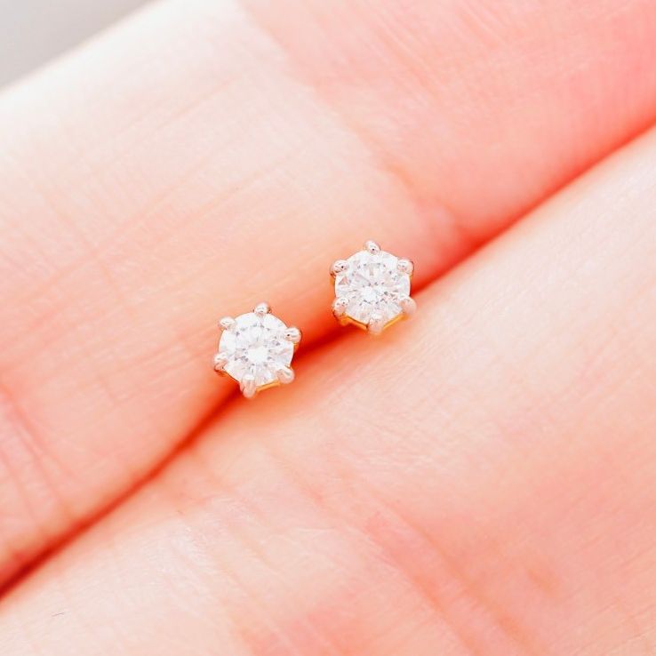 สร้อยข้อมือหินมงคล เสริมดวง อัญมณีแท้ หินมงคล [PCPY Jewelry] ต่างหูเพชรแท้ 6 ชิ้น 8 เหรียญต่อชิ้น ทองคำแท้ 9K (มีส่วนผสมของทองคำ 37.5%) เพชรแท้ 100% เจียระไนเบลเยี่ยม [9Kpeo44]