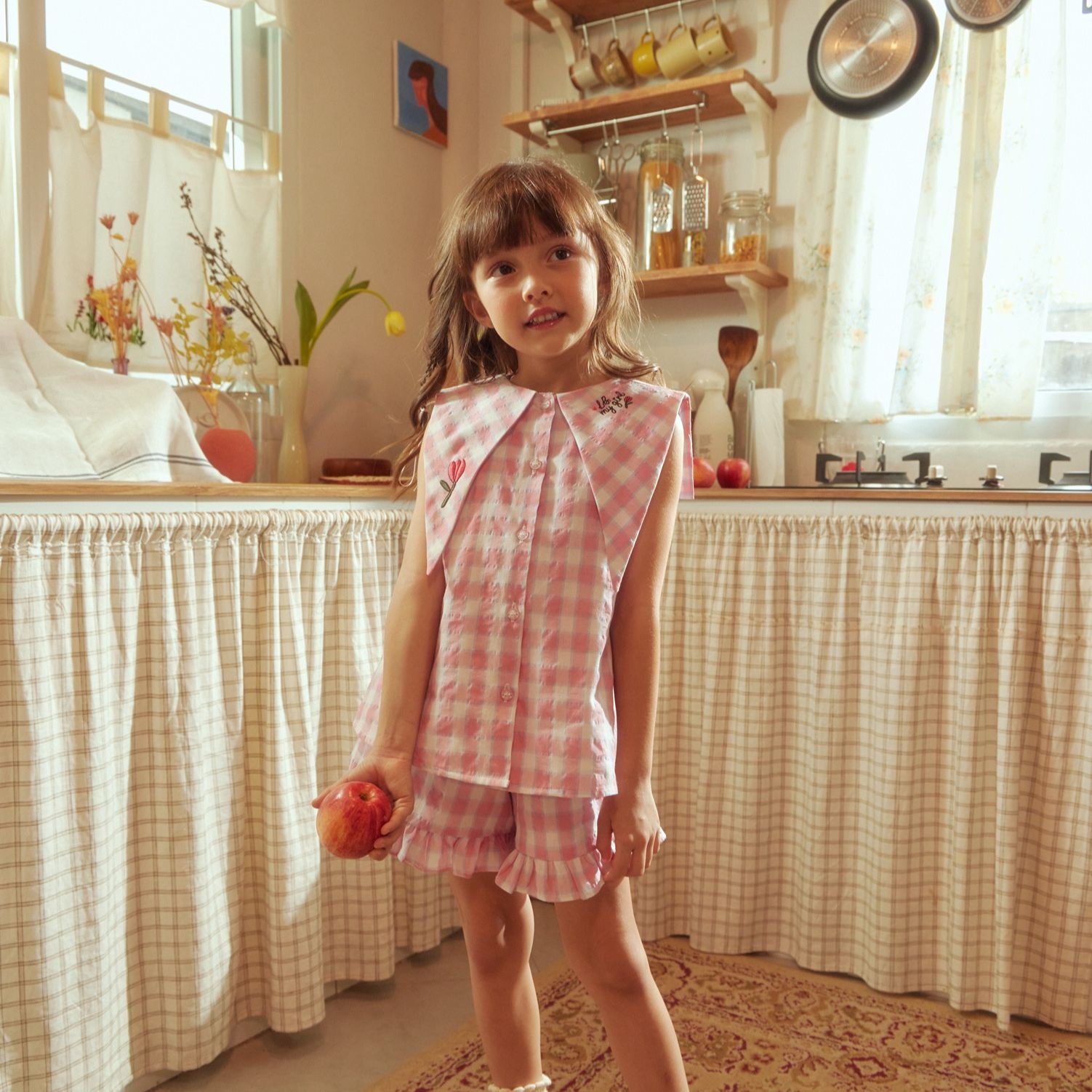 2-3 Y, 4-5 Y จัดส่ง 15 JULY lookbookpetite jam top pink scott เสื้อเด็ก แขนกุด ปกแหลม สีชมพู ลายสก็อต ราคา 720 บาท*ส่งฟรี