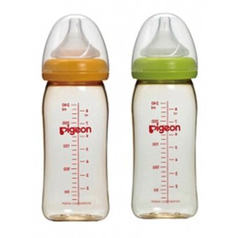 Pigeon ขวดนม PPSU พร้อมจุกนมเสมือนนมมารดารุ่นพลัส ไซส์ M รุ่น PG0056901 240ml 2ขวด (ขวดสีชา) (ฝาเหลือง 1 ขวด เขียว 1 ขวด) Pigeon ขวดนม PPSU พร้อมจุกนมเสมือนนมมารดารุ่นพลัส ไซส์ M รุ่น PG0056901 240ml 2ขวด (ขวดสีชา) (ฝาเหลือง 1 ขวด เขียว 1 ขวด)
