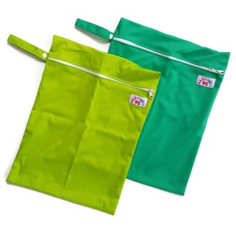 BABYKIDS95 ถุงผ้ากันน้ำ 1 ช่อง สำหรับใส่ผ้าอ้อม หรือผ้าเปียก เซ็ท 2 ชิ้น (สีเขียวอ่อน/เขียวเข้ม) BABYKIDS95 ถุงผ้ากันน้ำ 1 ช่อง สำหรับใส่ผ้าอ้อม หรือผ้าเปียก เซ็ท 2 ชิ้น (สีเขียวอ่อน/เขียวเข้ม)