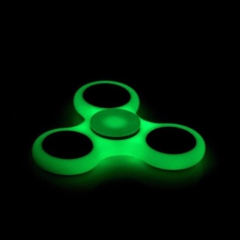 Fidget Spinner finger gyro Tri-s Pinner ของเล่นฝึกสมาธิและคลายเครียด สำหรับ เด็ก ผู้ใหญ่ รุ่นไฟเรืองเเสง T-01 Fidget Spinner finger gyro Tri-s Pinner ของเล่นฝึกสมาธิและคลายเครียด สำหรับ เด็ก ผู้ใหญ่ รุ่นไฟเรืองเเสง T-01