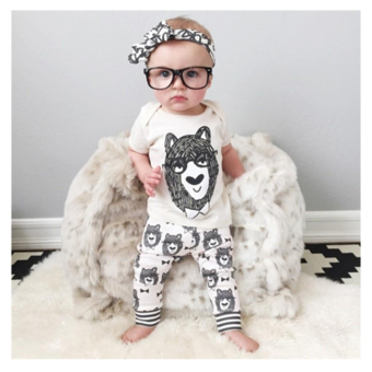 Little Monster เสื้อ+กางเกงเข้าชุด สีขาว สำหรับเด็กอายุ 6-18 เดือน Little Monster เสื้อ+กางเกงเข้าชุด สีขาว สำหรับเด็กอายุ 6-18 เดือน