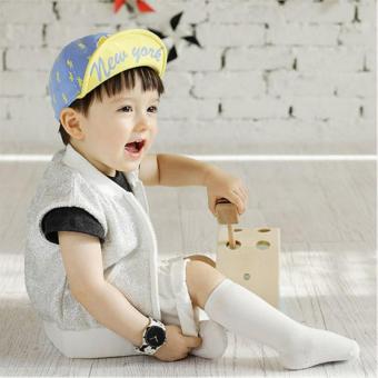 หมวกเด็กเล็ก สีฟ้า-เหลือง สกรีนคำว่า NewYork สำหรับเด็ก 1-2 ขวบ หมวกเด็กเล็ก สีฟ้า-เหลือง สกรีนคำว่า NewYork สำหรับเด็ก 1-2 ขวบ