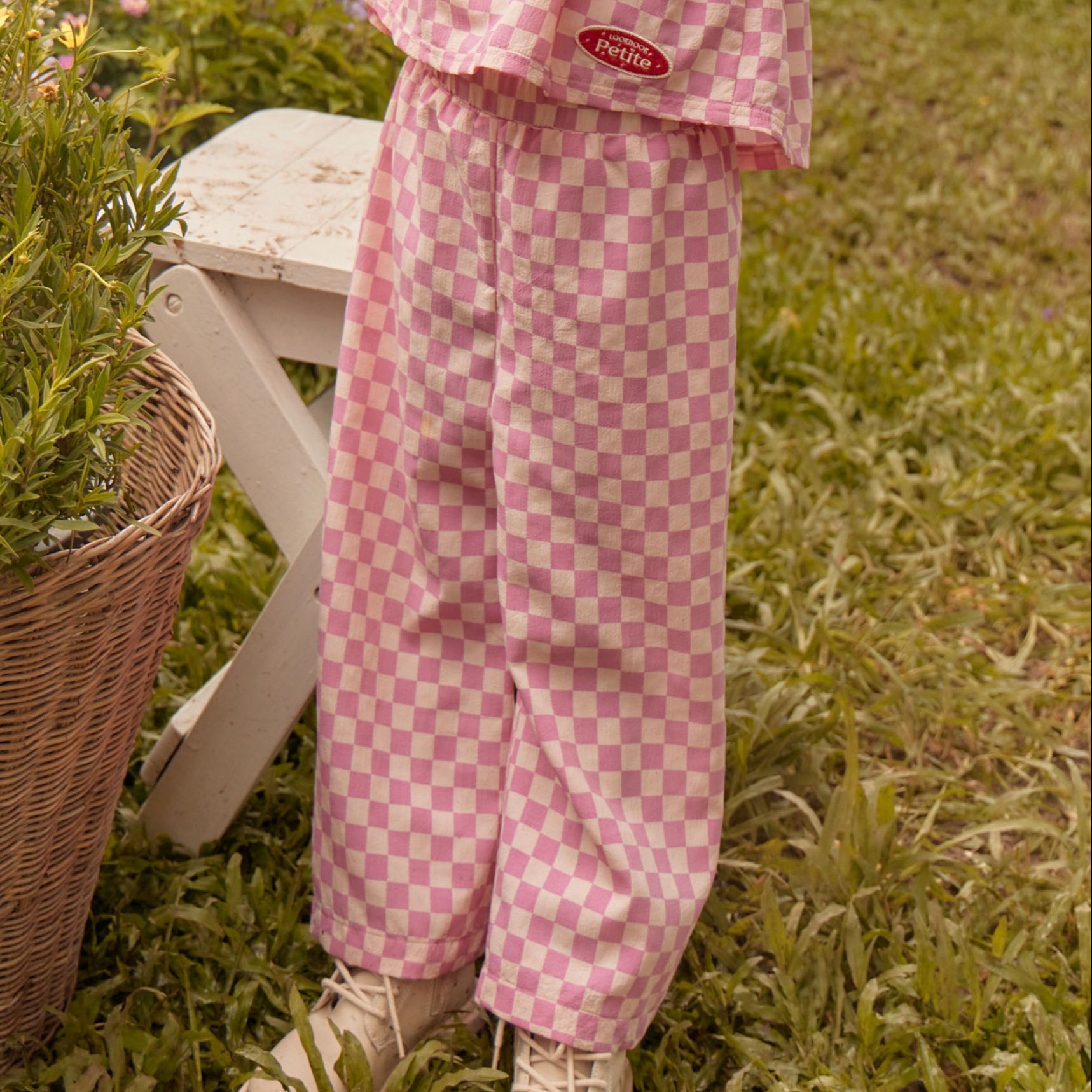 lookbookpetite rabbit pants pink chess กางเกงเด็ก ขายาว สีชมพู ลายตาราง ราคา 653 บาท*ส่งฟรี