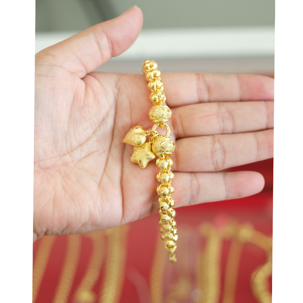 Pepper Bead Bracelet with Heart-Star Pendant, 2 B., Code 1606-m ราคา 1,290 บาท*ส่งฟรี