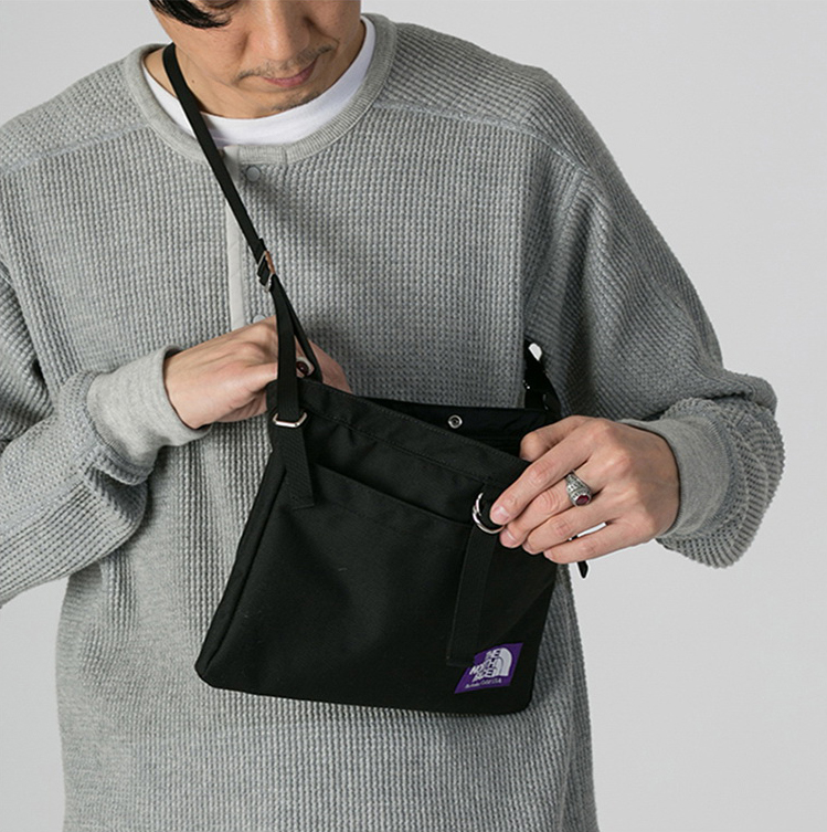 The north face purple cheap label corduroy shoulder bag