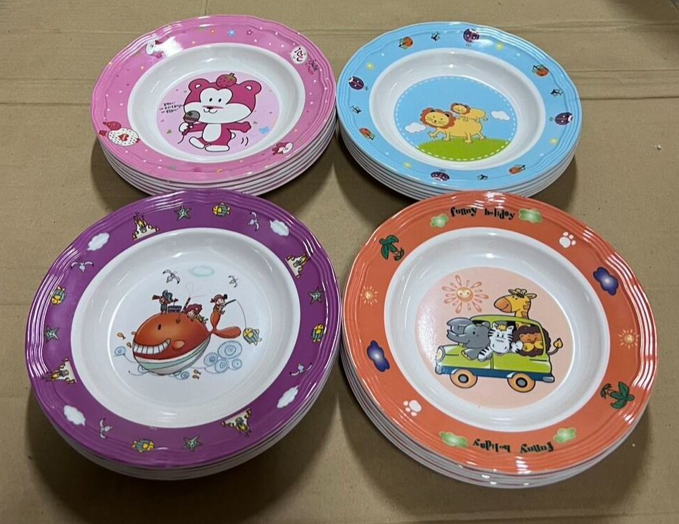 241C(หนาพิเศษ 6ใบ) จานขอบชั้นลายการ์ตูน 9 นิ้ว จานเมลามีน จานข้าว ยกโหล ราคาถูก มี 4 ลาย ราคา 159 บาท*ส่งฟรี