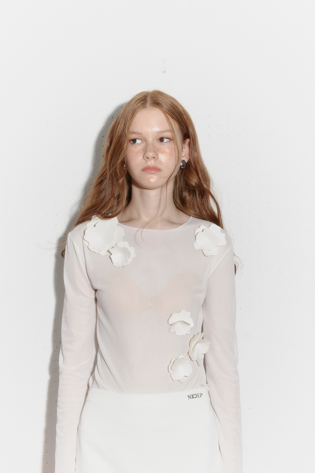 Nichp.Co: Exclusive Collection Elegant Floral Lace-Trimmed Mesh Blouse Mabel Top ราคา 2,051 บาท*ส่งฟรี