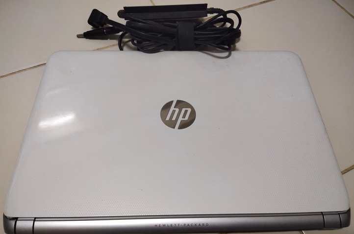 ขาย Notebook HP Pavilion 14-n202tx มาพร้อมกับหน้าจอขนาด 14 นิ้ว ความละเอียดระดับ HD 1366 X 768 ที่ให้ความสว่างและคมชัด(SECOND HAND) ราคา 3,000 บาท*ส่งฟรี