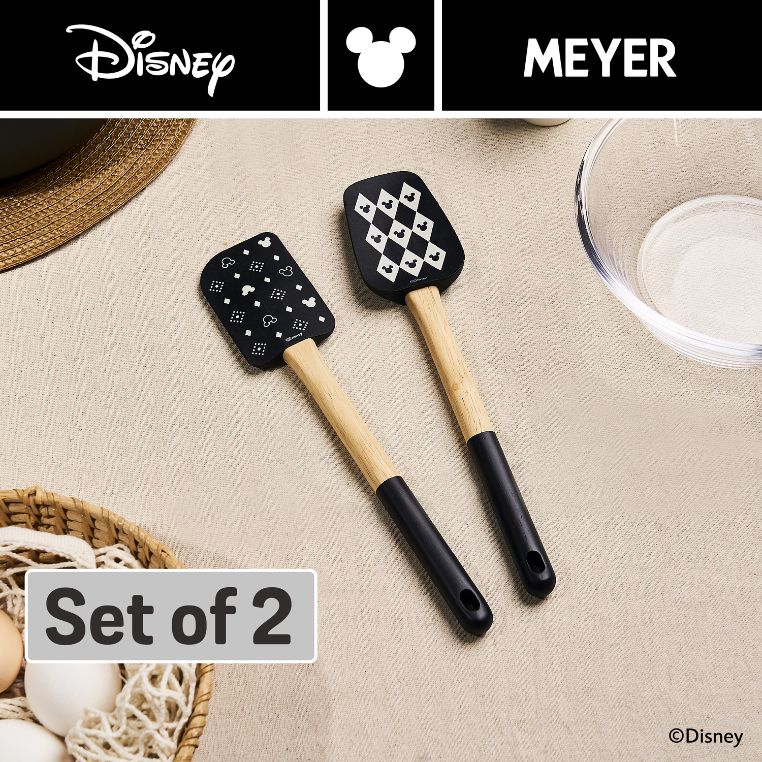 DISNEY MONOCHROME ลายมิคกี้ เมาส์ ชุดไม้พายคู่ซิลิโคน ฟู้ดเกรด ด้ามไม้ 2 ชิ้น Spatula & Spoonula set (48946-C) ราคา 360 บาท*ส่งฟรี