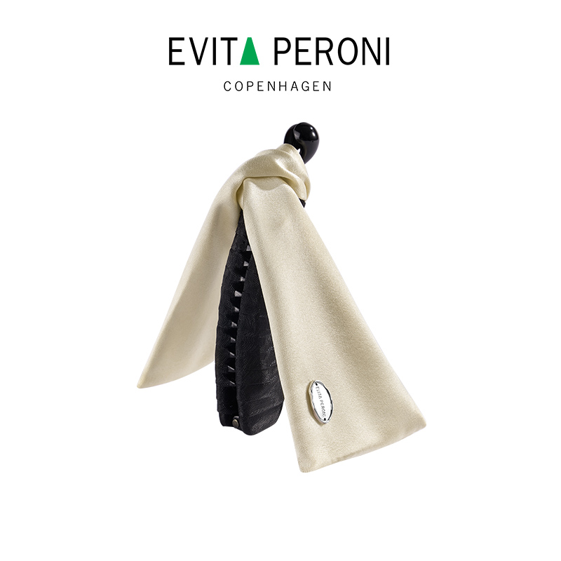 Evita Peroni Clara Banana Clip Hair Clip ราคา 1,500 บาท*ส่งฟรี