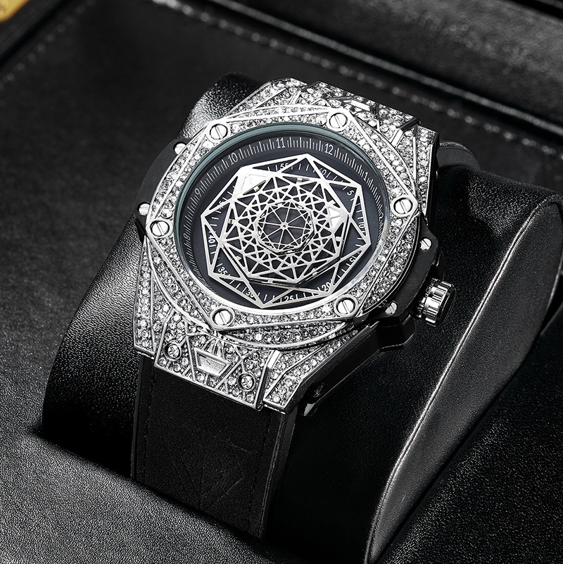 【hot seller】 Foreign Trade Explosive Diamond-set Fashion Men's Silicone ราคา  698 บาท*ส่งฟรี