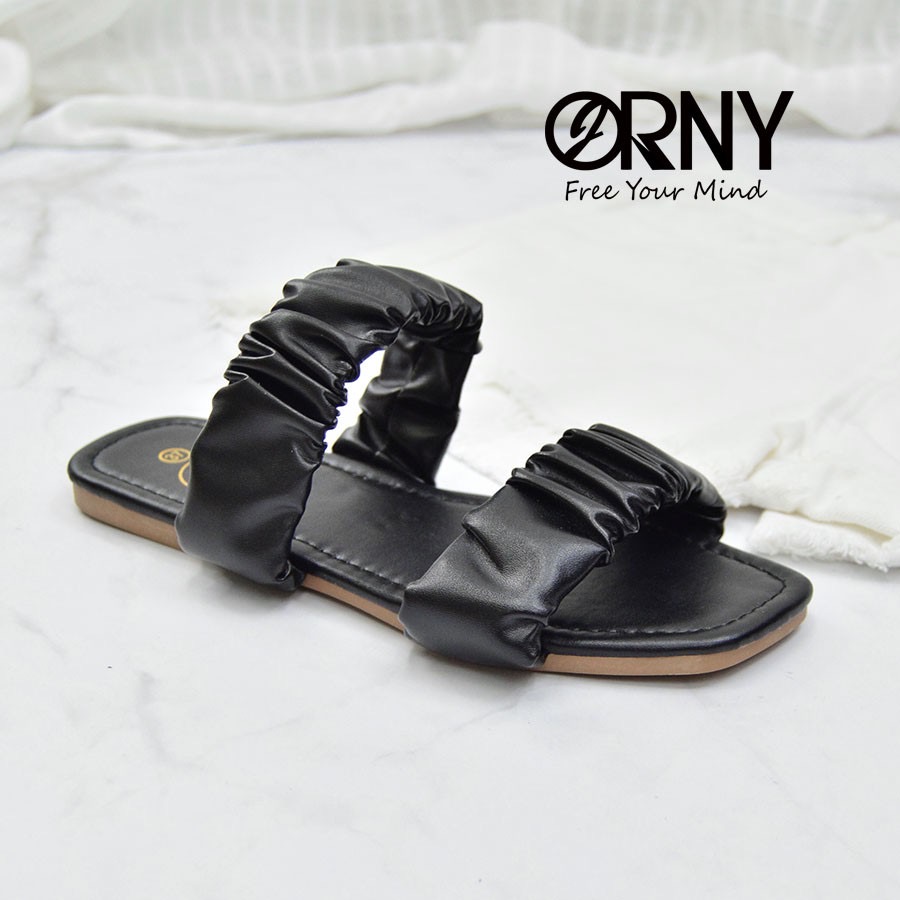 รูปภาพเพิ่มเติมเกี่ยวกับ [No.OY980] ของแท้ 💯 ORNY(ออร์นี่) ® รองเท้าบาร์บี้ สวม2ตอน น่ารักมาก สีเอิร์ธโทน - รองเท้าแตะผู้หญิง รองเท้าหนังย่น