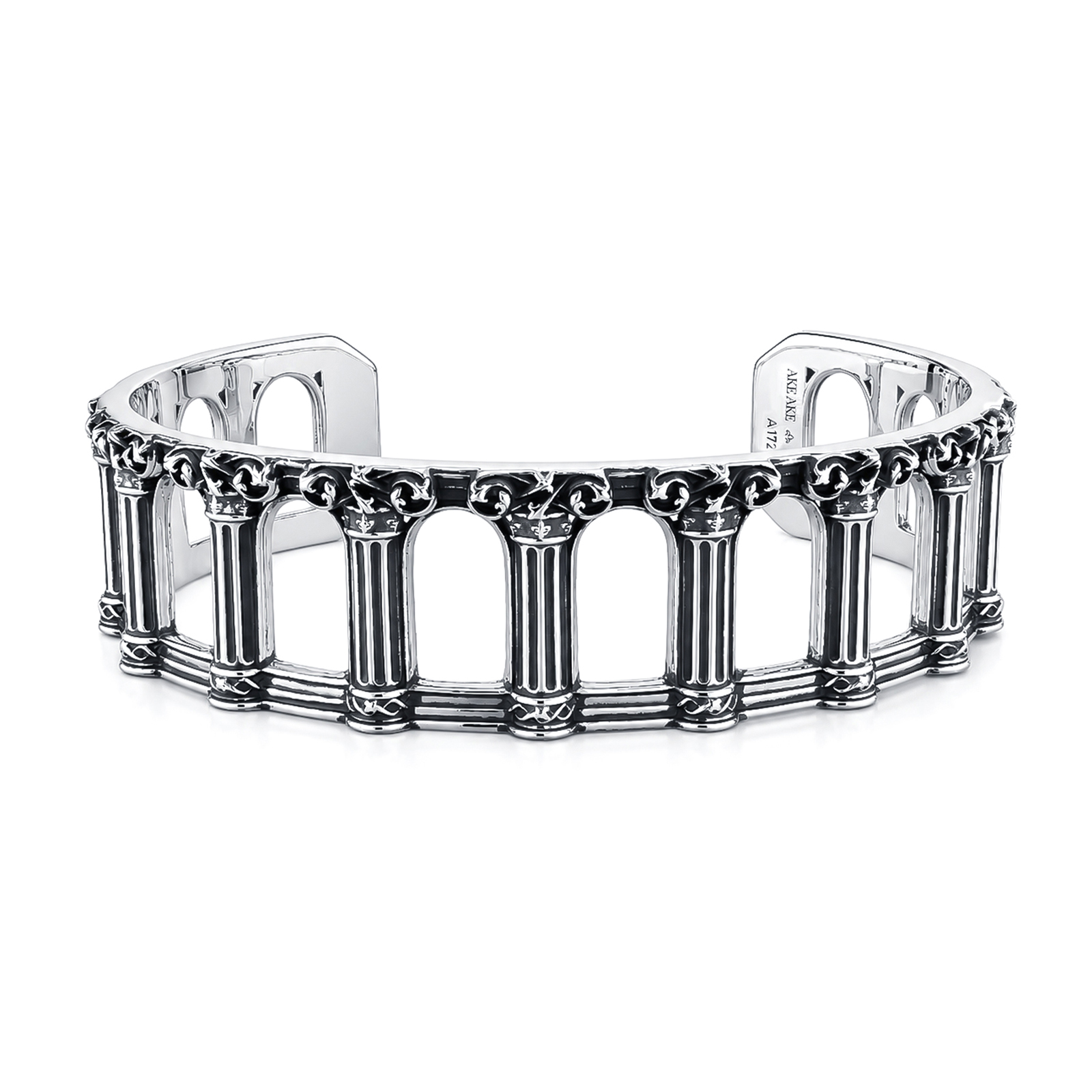 Ake Ake Fierce Pillar of Charles V 925 Sterling Silver Bracelet, Specially Polished and Engraved with a Black Pattern. ราคา 36,565 บาท*ส่งฟรี