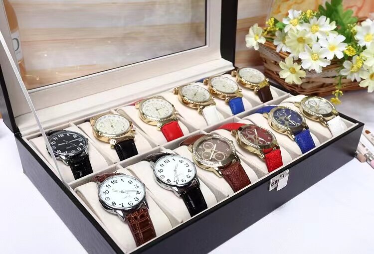 ภาพประกอบของ *พร้อมส่ง*กล่องนาฬิกา 3 6 10 12 20 24 เรือน กล่องใส่นาฬิกา ฝากระจก กล่องเก็บนาฬิกาข้อมือ กล่องใส่เครื่องประดับ Leather Watch Box กล่องหนังPUนาฬิกา