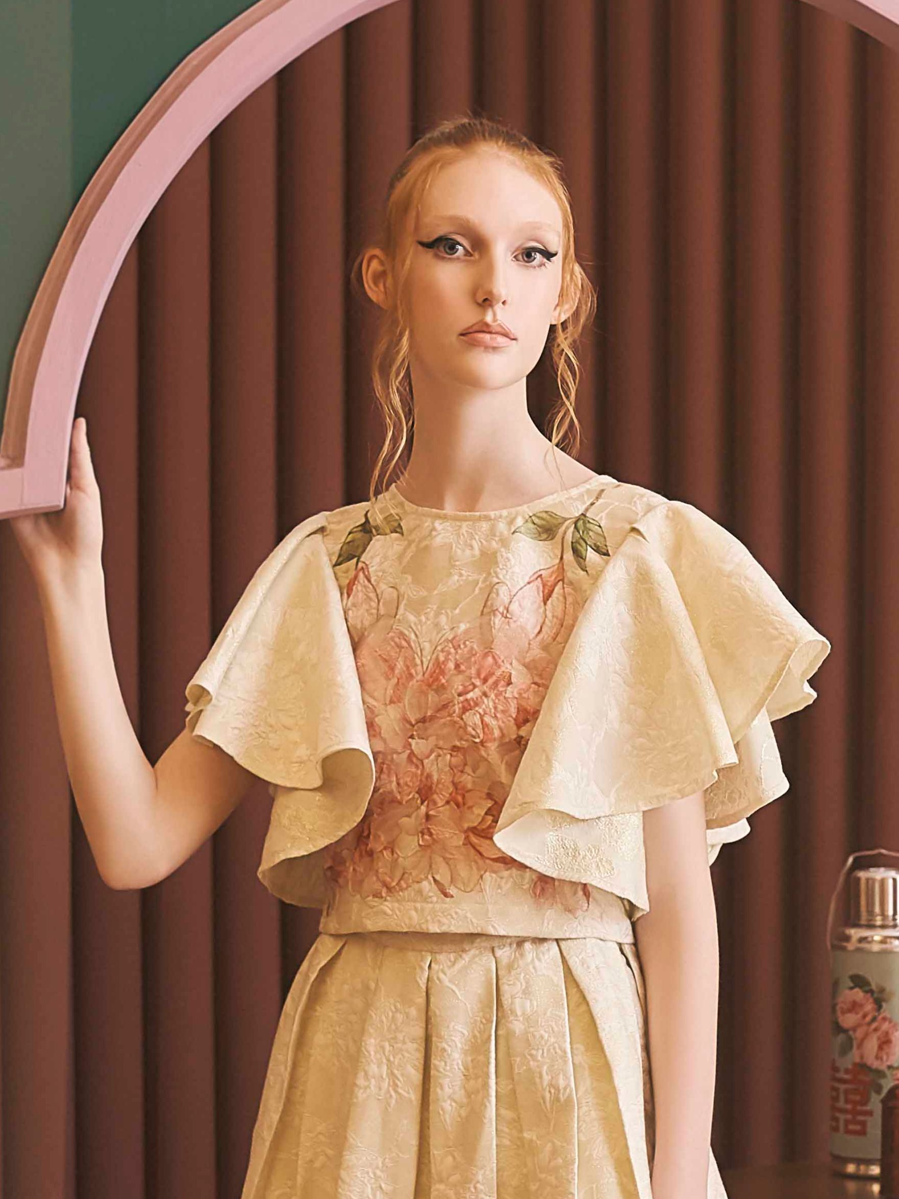 [PRE-ORDER 10-14วัน] iCONiC YULAN TOP #4790 เสื้อผญ ผ้าไหม พิมพ์ลาย แขนระบาย เสื้อแฟชั่น เสื้อแฟชั่นผญ เสื้อออกงาน เสื้อทำงาน เสื้อไฮโซ ราคา 3,911 บาท*ส่งฟรี