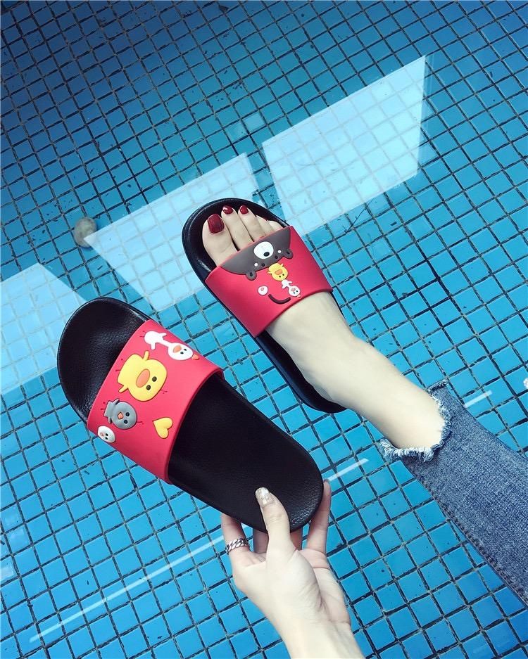ภาพประกอบของ Duckรองเท้าแตะผู้หญิง รองเท้าแตะยางนุ่มใส่สบายกับน้ำพื้นกันลื (ถ้าลูกค้าเท้ายาวหรืออวบให้เพิ่มขนาด 1ไซส์ )