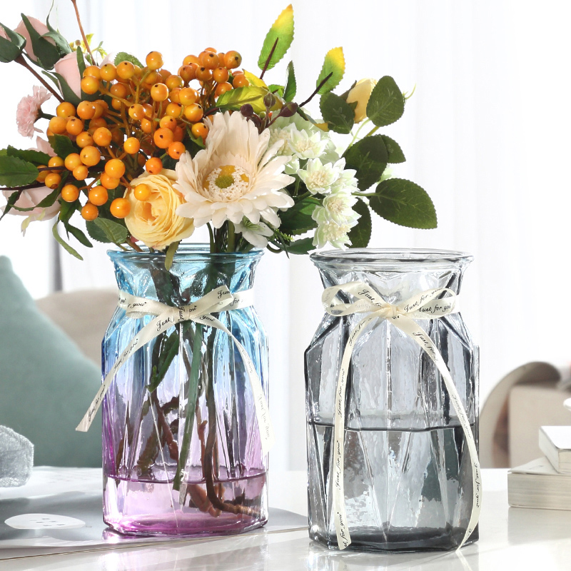 Nature's Inspirations Potpourri Vanilla Flower in a Glass Vase