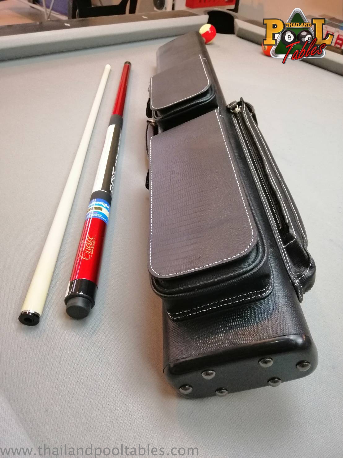 Pool Billiard Cue Stick Carry Case - GR8 Billiards Elite Case 2x4 ราคา 8,500 บาท*ส่งฟรี
