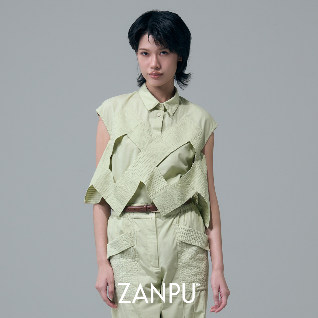 เสื้อผ้าแฟชั่นสตรี เสื้อโปโล ZANPU Ss26 Structured Layer Bl-9260102 (สีเขียว) ราคา 3,990 บาท*ส่งฟรี
