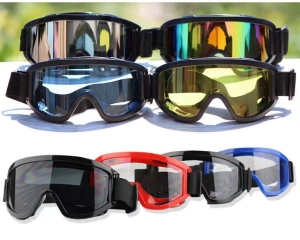 ภาพหน้าปกสินค้าแว่นตา แว่นตากันลม แว่นตากันฝุ่น สำหรับขี่จักรยานกลางแจ้ง แว่นตาขี่มอเตอร์ไซค์ Motorcycle Goggles ที่เกี่ยวข้อง