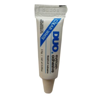 Duo กาวติดขนตา Eyelash Adhesive 2.5g. ติดได้ทนนาน กันน้ำ กันเหงื่อ #Clear-White (1 หลอด) Duo กาวติดขนตา Eyelash Adhesive 2.5g. ติดได้ทนนาน กันน้ำ กันเหงื่อ #Clear-White (1 หลอด)