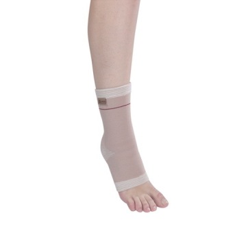 Special ผ้ายืดรัดพยุงข้อและกล้ามเนื้อข้อเท้า รุ่น Flextra Elastic Special ผ้ายืดรัดพยุงข้อและกล้ามเนื้อข้อเท้า รุ่น Flextra Elastic